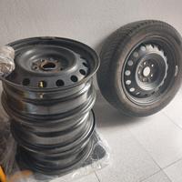 Cerchi originali toyota 16" con pattane e bulloni