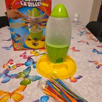 gioco da tavolo con biglie