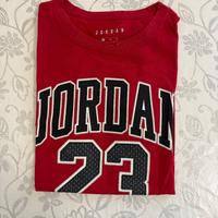 Maglia Jordan, Taglia S, Ben mantenuta e Moderna