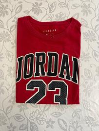 Maglia Jordan, Taglia S, Ben mantenuta e Moderna