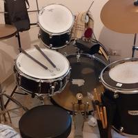 Batteria Acustica Mapex.