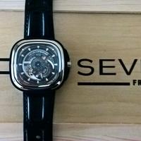 orologio da collezione Sevenfriday Hot Rod