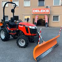 Trattore omologato 26cv 4x4 con sgombraneve