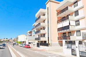 Appartamento luminoso+garage box in zona servita