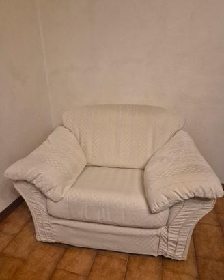 coppia di poltrone beige