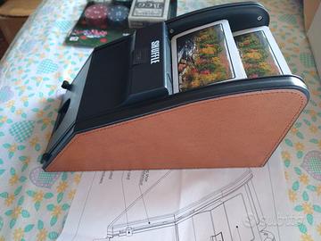 Shuffler e distributore automatico carte da gioco 