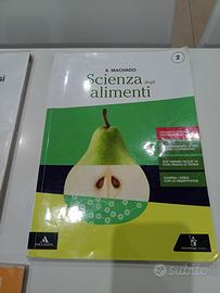  libri scuola superiori  a  metà prezzo