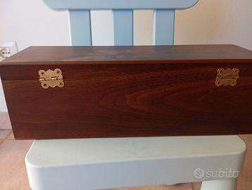 Portabottiglie con accessori