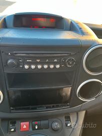 Autoradio Stereo Peugeot (Buone Condizioni)