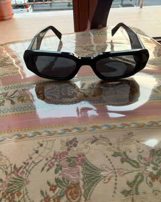 Prada Disguise