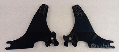 Piastre per sissy bar harley