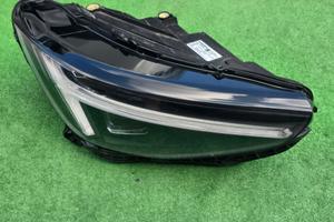 VOLVO XC40 Restyling FULL LED Faro Fanale Destro D