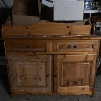 Credenza in pino