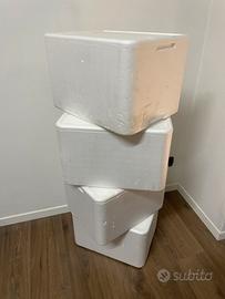 Scatola isolata per trasporto refrigerato