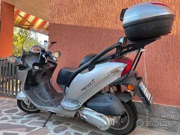 Kymco Grand Dink 250