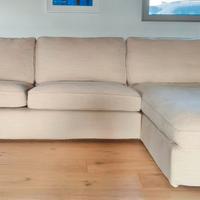 Divano 4 posti ikea, con chaise longue