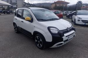 FIAT Pandina 1.0 FireFly 65 CV Hybrid Cross