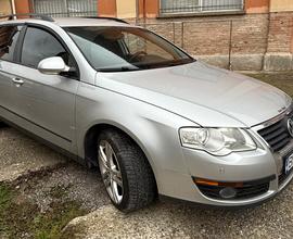 Volkswagen Passat 2.0 TDI 6a serie HIGHLINE