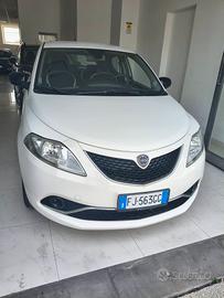 Lancia Ypsilon 1.3 MJT 16V 95 CV 5 porte S&S Silve