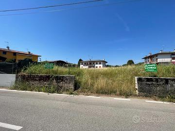 TERRENO EDIFICABILE A POCHI MINUTI DA UDINE
