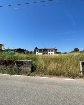 TERRENO EDIFICABILE A POCHI MINUTI DA UDINE