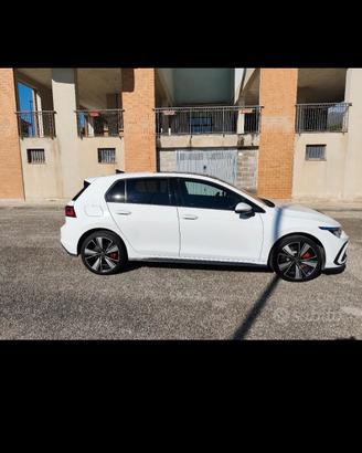 VW golf GTE 