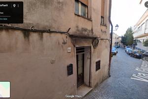 Monolocale frontestrada