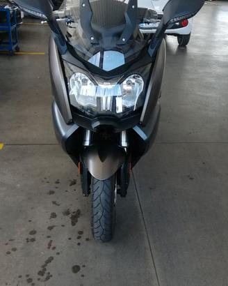 SCOOTER BMW 650 GT