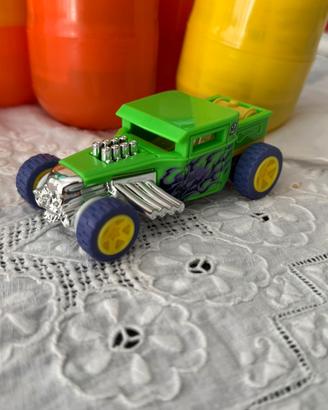 Macchina Hot Wheels VERDE scambi con BLU o ROSSA