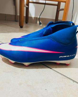 Scarpe da calcio Nike – Taglia 38