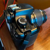 Canon EOS 1100D + obiettivo
