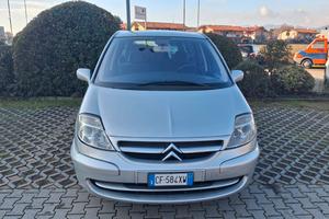 Citroen C8 