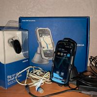 Nokia 5800 con scheda SD nuova e accessori