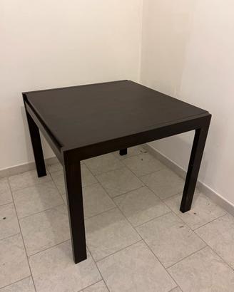 Tavolo in legno allungabile