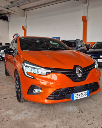 Renault Clio TCe 12V 75 CV 5 porte Moschino Intens