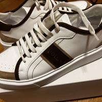 Sneakers Polloni in pelle marroni e bianche tg.43