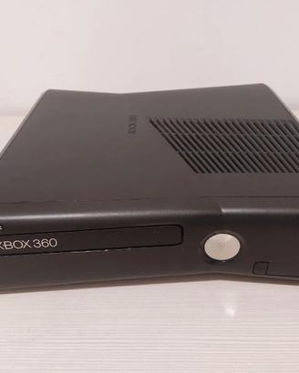 Microsoft XBOX 360 S Slim 1439 Completa + 3 Giochi