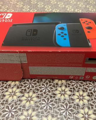 Nintendo Switch lite  pari al nuovo + 1 gioco