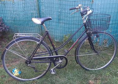 classica city Bike  con cestino pronta 