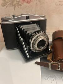 Macchina fotografica Agfa Isolette II medioformato