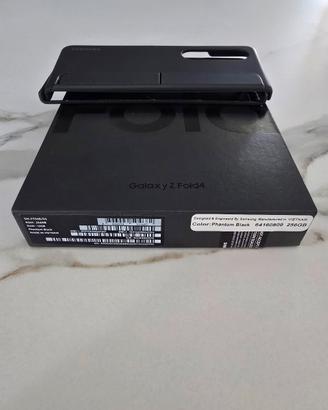  Samsung Z Fold4 