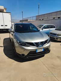 NISSAN QASHQAI 1.5 DiESEL -UNICO PRoPRIETARIO
