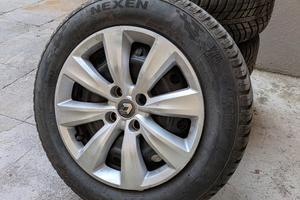 cerchi Renault Clio 15 con gomme invernali