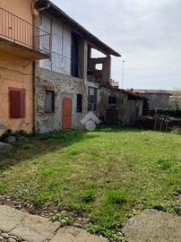 RUSTICO A ADRO
