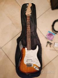 Chitarra elettrica Squire + accessori 
