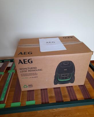 Aspirapolvere AEG Vx8
