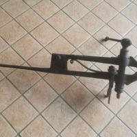 Antica morsa a gambo