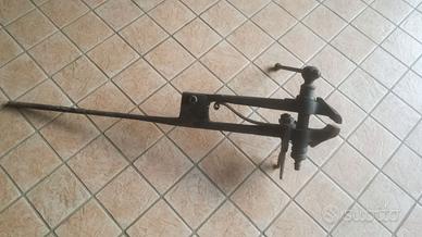 Antica morsa a gambo