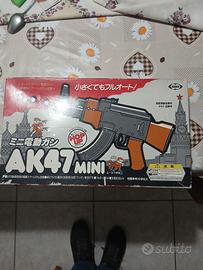 Pistola gioca ak47 mini marui funzionante