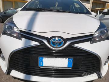 Toyota Yaris Hybrid mod.Active